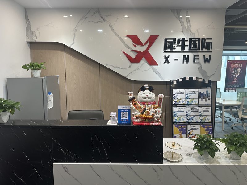 新区龙湖中心校区前台与品牌墙